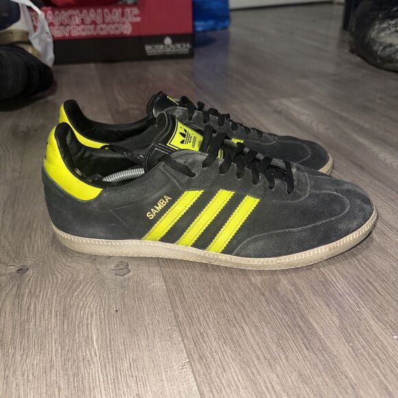 adidas Other - Adidas Samba Mens Size 10 Sneaker Black Neon Soccer Casual Shoe SneakerQ20604